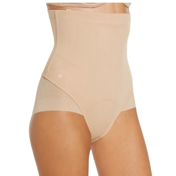 HONEYLOVE SuperPower Briefs! Retail $84.